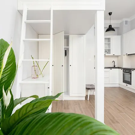 Velvet Latte Studio with Balcony&AC - Kazimierz * Krakau